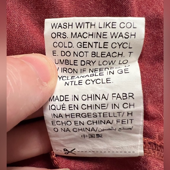 Emery Rose Burgundy Tank with Lace-up tie-front - Picture 5 of 7